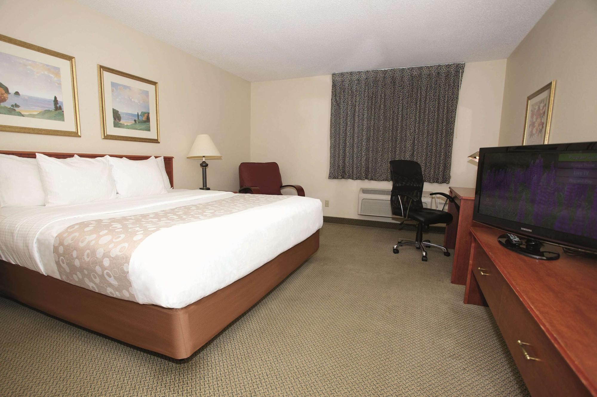 Hotel La Quinta By Wyndham Milwaukee Airport / Oak Creek